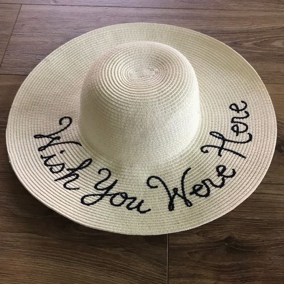 Tart Collections Accessories - ☀️ Tart Collection Wish You Were Here Beach Hat ☀️